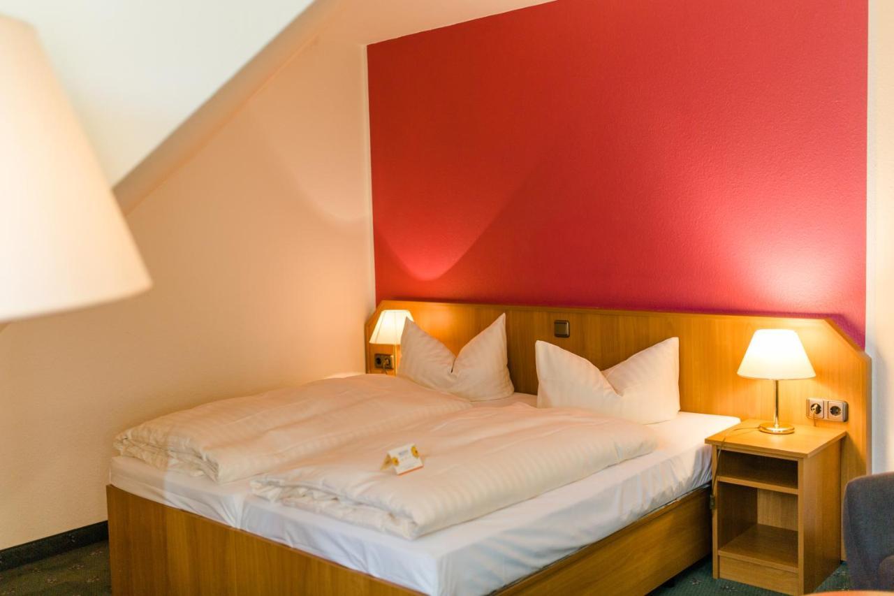 Akzent Hotel Zur Grünen Eiche Bispingen Exterior foto