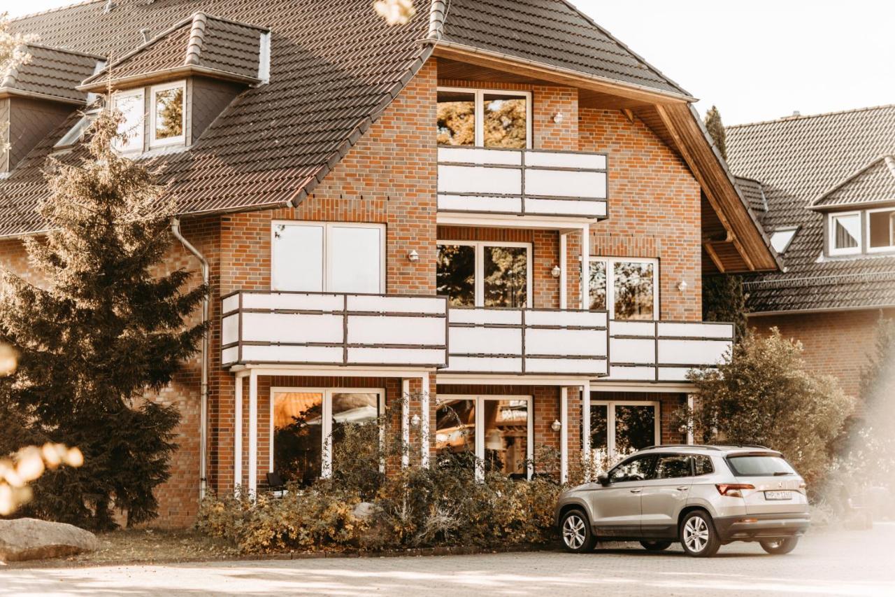 Akzent Hotel Zur Grünen Eiche Bispingen Exterior foto